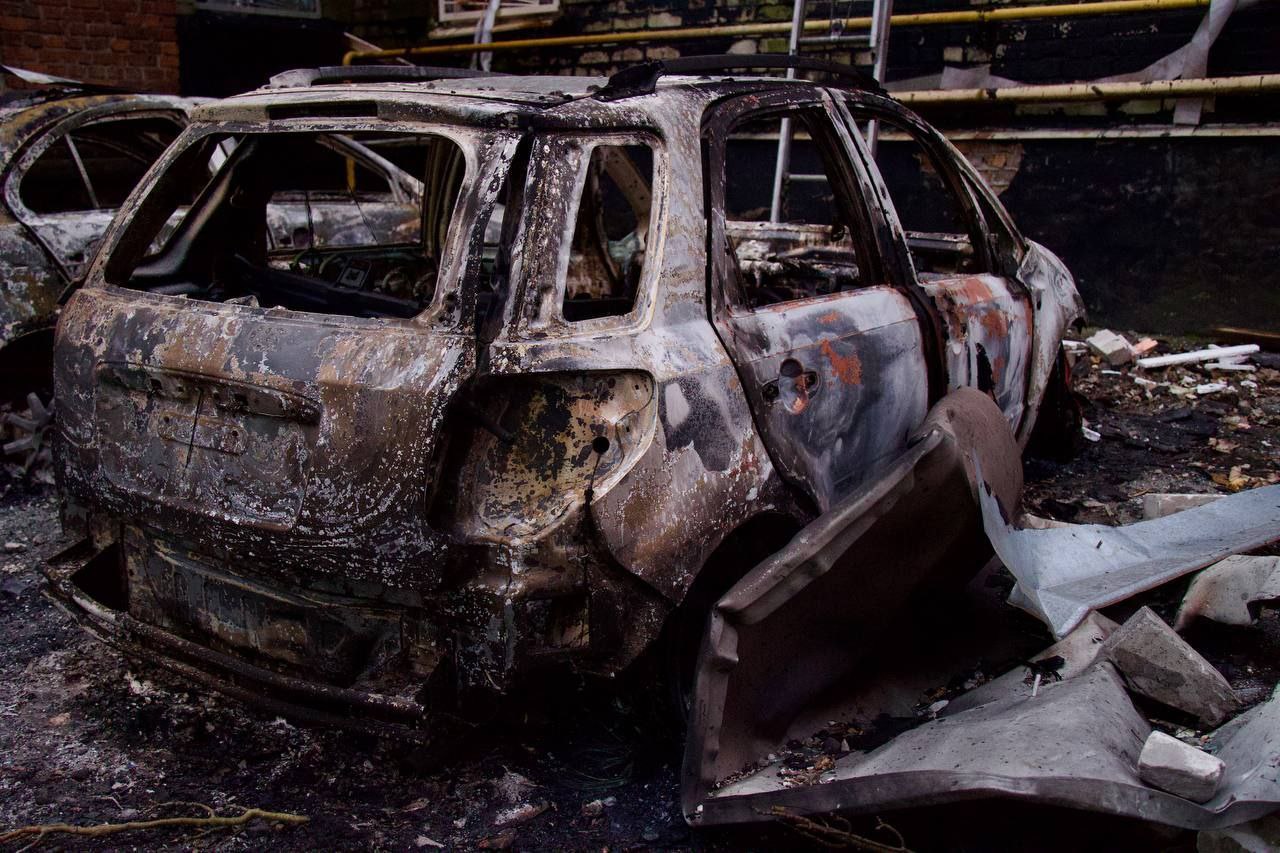 Кривава ніч у Дніпрі! Ворожі дрони атакували житлові квартали: постраждали мирні жителі