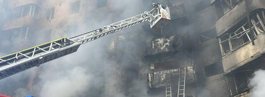 Кривава ніч в Тернополі! Російські терористи обстріляли місто: десятки загиблих 