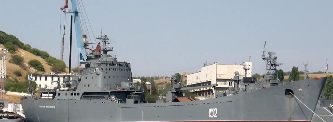 Під ударом десантний корабель та нафтотермінал: деталі атаки на Новоросійськ