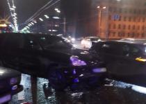 Стрілянина та аварія: п’яний водій Porsche влаштував справжню бійню у центрі Києва