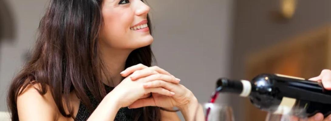 Вино щодня: як навіть маленький келих впливає на серце та мозок, і чи варто ризикувати