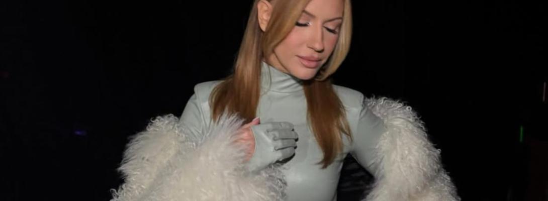 Сміливий "лук": Леся Нікітюк вразила фанатів поєднанням екошкіри та пухнастої шуби