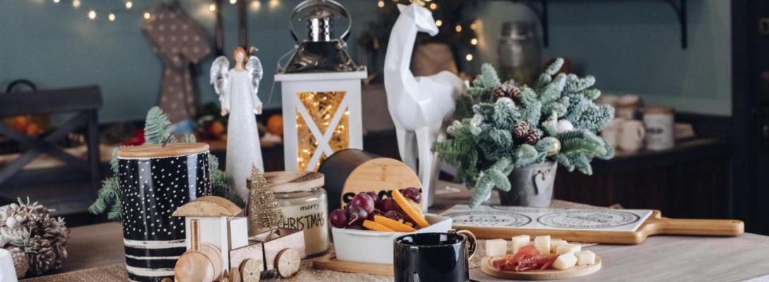 У Харкові різко зросли ціни на новорічний декор: що скільки коштує цього року