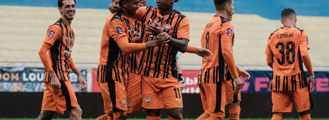 "Колос" проти "Шахтаря", "Динамо" на межі антирекорду: розклад 15-го туру УПЛ