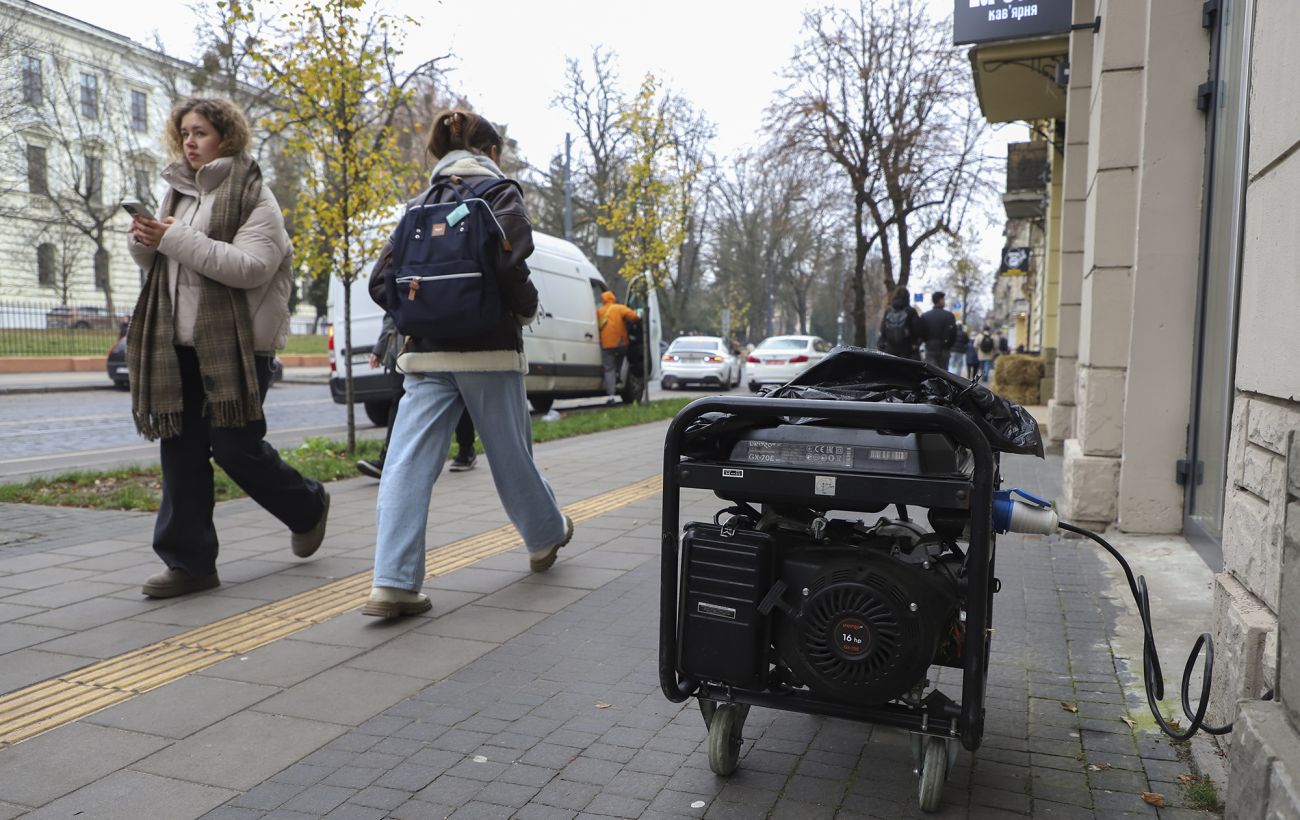 Графіки відключення світла в Україні на сьогодні: детальний список по областях