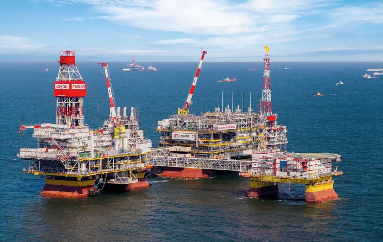 Вперше за всю історію війни! Україна розгромила російську нафтову платформу в Каспії