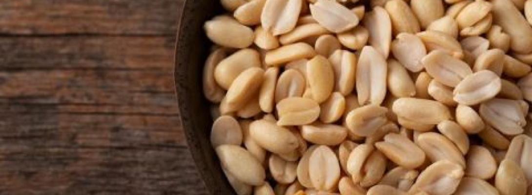 Коли і як правильно включати арахіс у свій раціон, щоб знизити артеріальний тиск