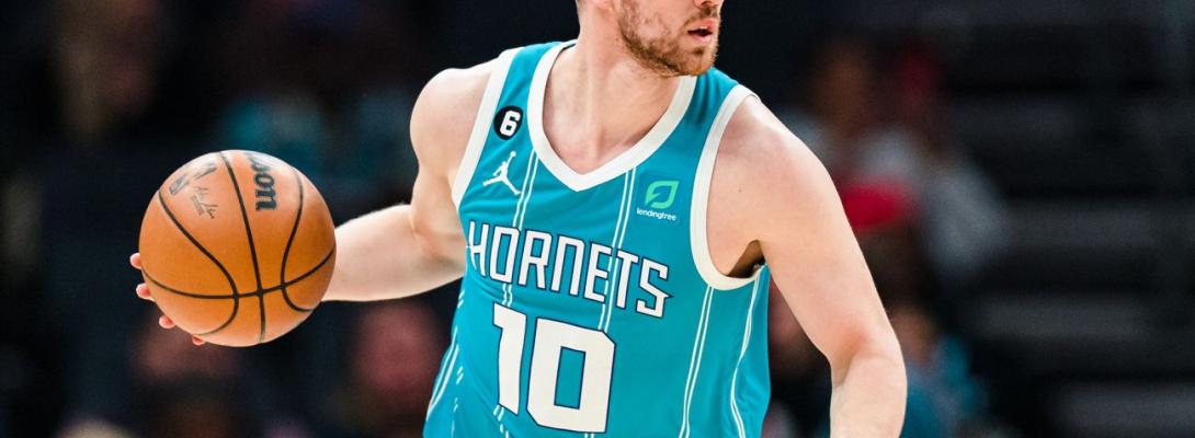 Михайлюк набрав 11 очок за 17 хвилин у найкоротшому матчі сезону "Юти": подробиці гри