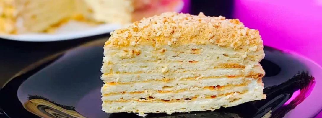 Готуємо смачний сметанник без світла: швидкий рецепт десерту, який здивує всю родину