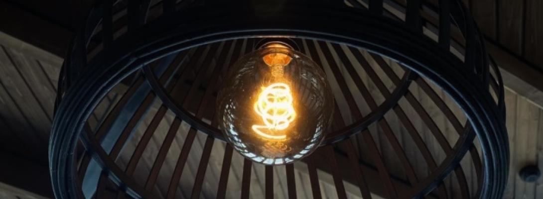 Почалося! Масові відключення світла по всій країні: графіки більше не працюють