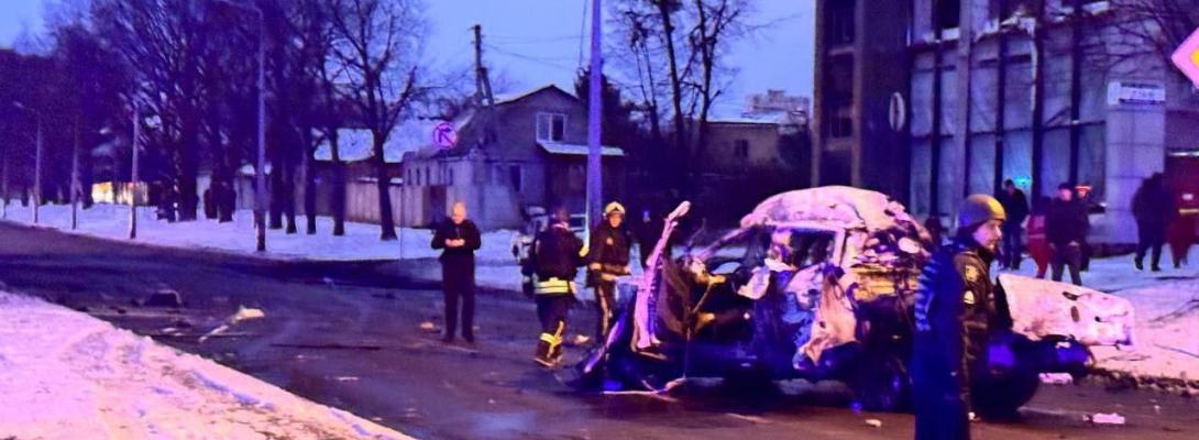 Жах у Харкові! Російські терористи атакували КАБами цивільні автомобілі з людьми