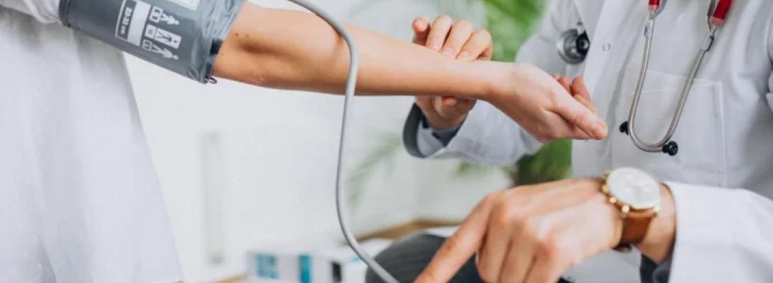 Низький тиск не повинен заважати життю: поради кардіолога для підтримки здоров’я