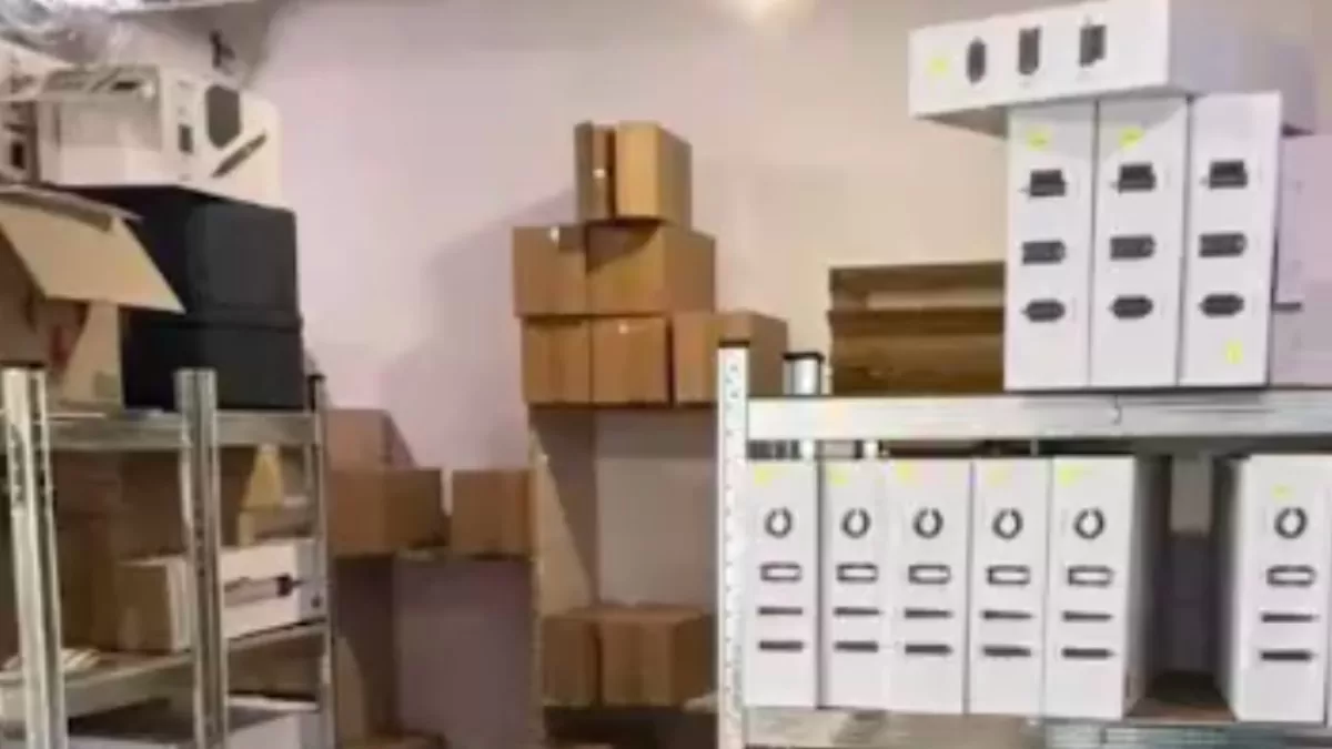 Підроблена техніка відомих брендів продається в Україні! Шахраї обдурили тисячі людей