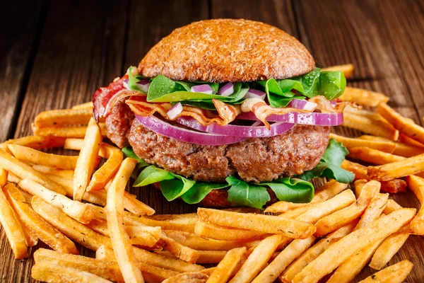 Вчені з’ясували, що продукти з високим вмістом жиру можуть приносити користь організму